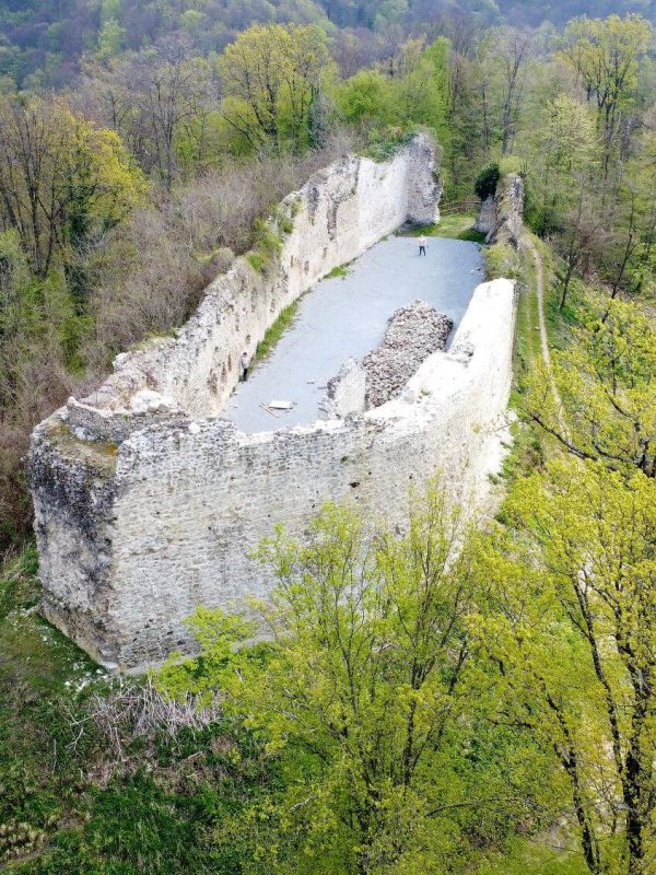Jelengrad, Moslavina, planinarenje, Košutgrad, Moslavačka Slatina, planinarska staza