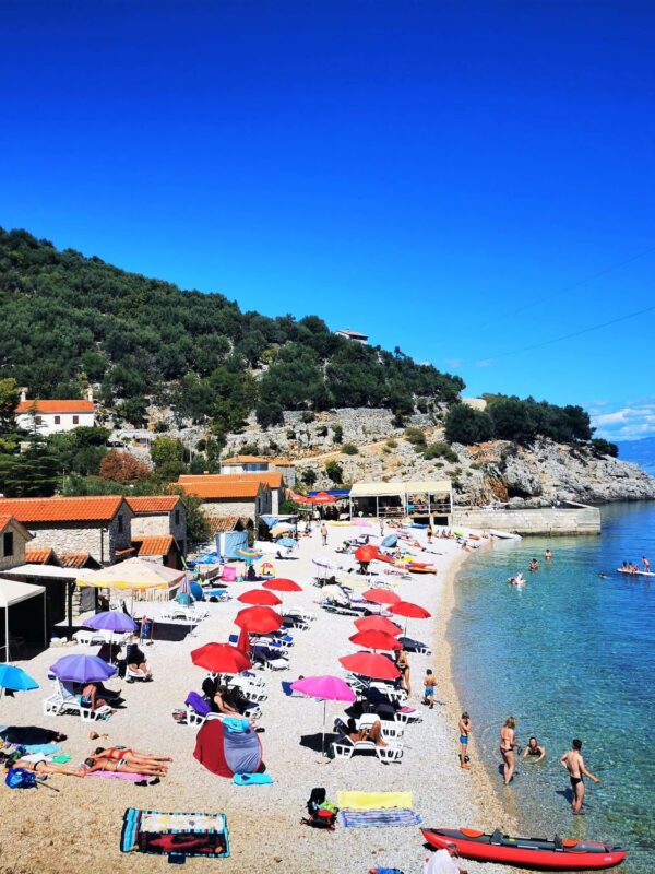 trip to Cres, sea, Beli, Island of Cres, adrenaline trip, pearl of the Croatian coast, Caput Insulae, stone houses,day trip, center for the recovery of griffon vultures, beach, Pod Beli, campsite, zip-line, Cres, Beli, Caput Insulae, griffon vultures, Pod Beli, izlet Cres, more, Beli, otok Cres, adrenalinski izlet, biser hrvatske obale, Caput Insulae, kamene kuće, jednodnevni izlet, centar za oporavak bjeloglavih supova, plaža, Pod Beli, kamp, zip-line, Cres , Beli, Caput Insulae, bjeloglavi supovi, Pod Beli,