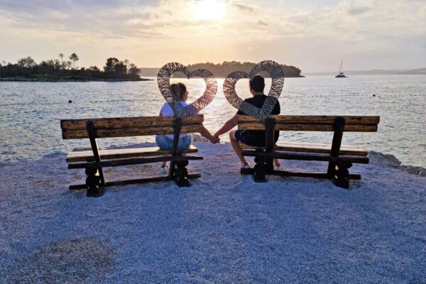 Mimice, Omiš, Brač island, Brac island, Hvar, Vis island, island of Vis, Biševo, Bisevo island, Maslinica, island of Šolta, Solta island, Polebrnjak, Saskinja, Stipanska, Kamik, Balkun, Rudula, Grmej, islet, Marchi family, heritage hotel, Hotel Martinis Marchi, Punta, Šipkova, beach, sand beach, Mimice, Omiš, otok Brač, otok Brač, Hvar, otok Vis, otok Vis, Biševo, otok Biševo, Maslinica, otok Šolta, otok Šolta, Polebrnjak, Saškinja, Stipanska, Kamik, Balkun, Rudula, Grmej, otočić, Marchi obiteljski, heritage hotel, Hotel Martinis Marchi, Punta, Šipkova, plaža, pješčana plaža,