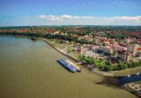 Danube, Water Bus Bajadera, Vukovar, Ilok wine, Bajadera, Forest park Adica, Vukovarska kuća, 032, Maritim, Central, Vukovarski pub, Dublin Pub, Lavoslav Ružička, Hotel Lav, Villa Martini, Eltz Manor, Srijem Palace, Stagecoach mail building, Magistrate building, Dunav, Water Bus Bajadera, Vukovar, Iločko vino, Bajadera, Park šuma Adica, Vukovarska kuća, 032, Maritim, Central, Vukovarski pub, Dublin Pub, Lavoslav Ružička, Hotel Lav, Villa Martini, Dvorac Eltz, Palača Srijem, Zgrada diližanse , Zgrada Magistrata