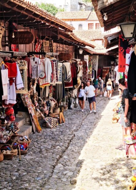 Kruja, Albanija, Tirana, Kruja bazar, pijaca Kruja, Kruja bazar Albanija, dvorac Kruja, dvorac Kruja albanija Kruja, Albania, Tirana, Kruja bazzar, kruja market, Kruja bazzar Albania, Kruja castle, kruja castle albania