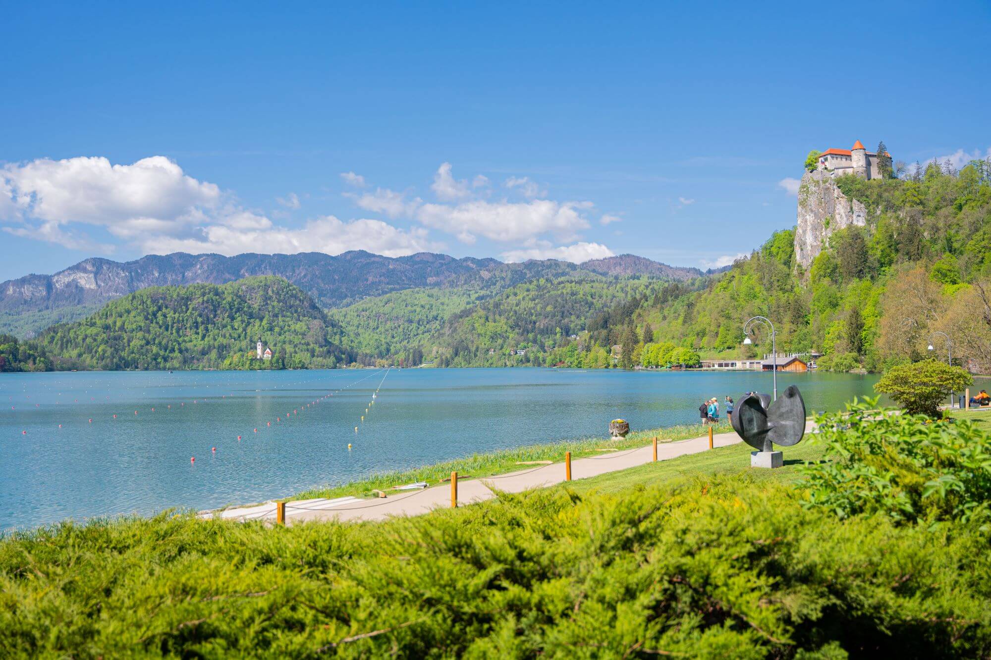 Bledsko jezero, košarka na Bledskom jezeru, slovenske Alpe, Luka Dončić, Jordan, Košarkaški događaj slovenija, basketball bled, LUKA 2 JEZERO BLED Lake Bled, basketball on Lake Bled, Slovenian Alps, Luka Dončić, Jordan, Basketball event slovenia, basketball bled, LUKA 2 LAKE BLED