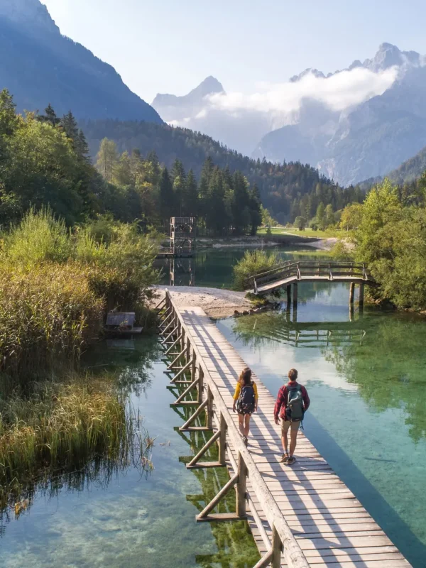Julian Alps, Zgornjesavska Dolina Valley, Kranjska Gora, lake Jasna, Mala Pišnica,  Velika Pišnica, Vršićka road, lakes slovenia, Jasna lake, Lakes in slovenia, beautiful places in slovenia, summer escape in slovenia, winter escape spot slovenia, lake jasna apartments, lake jasna hotels, lake jasna activities, alpe adria trail, artificial lake slovenia Julijske Alpe, Zgornjesavska dolina, Kranjska Gora, jezero Jasna, Mala Pišnica,  Velika Pišnica, Vršićka cesta, jezera slovenija, jezero Jasna, jezera u sloveniji, prekrasna mjesta u sloveniji, ljetni bijeg u sloveniji, zimski bijeg slovenija, jezero jasna apartmani , jezero jasna hoteli, jezero jasna aktivnosti, alpe adria staza, umjetno jezero slovenija