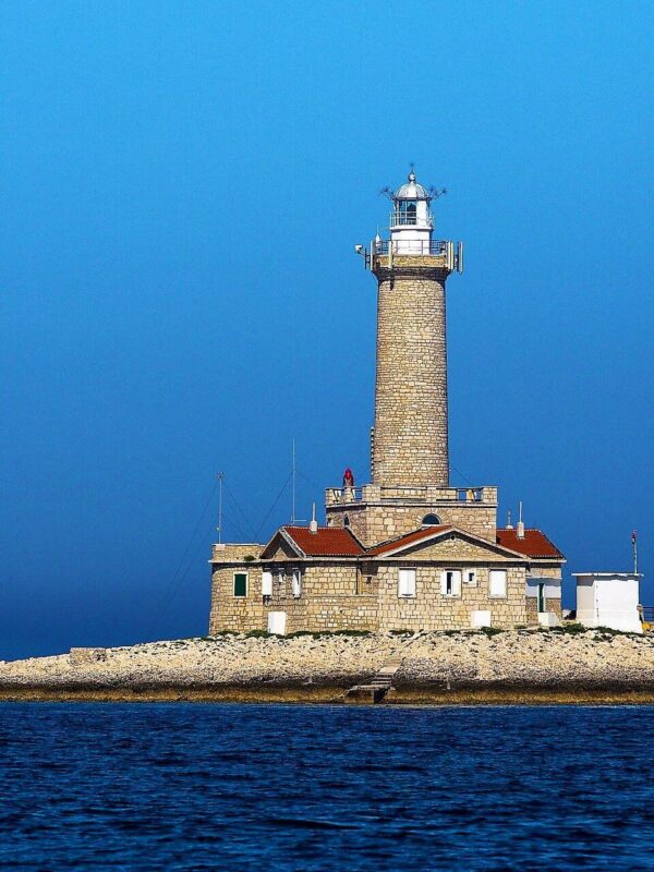 escape from civilization, place to escape, Porer lighthouse, Porer, Premantura, Istrian peninsula, Cape Kamenjak, Minimundus park, apartments Porer, bijeg od civilizacije, mjesto za bijeg, svjetionik Porer, Porer, Premantura, istarski poluotok, rt Kamenjak, park Minimundus, apartmani Porer,