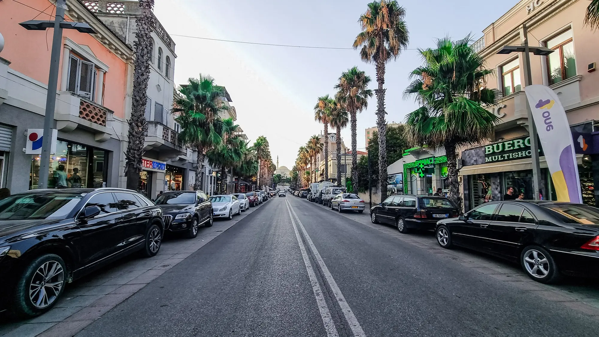 Durres, Durrës, Albania, must-visit in Albania, Durres Amphitheater, Durres city wall,Durres Castle, Kalaja e Durresit, Great Mosque of Durrës, City walk durres, Sophie Cafe durres, Soam fast food Durres, Durres Port beach, Durres Beach, Durres Beaches, Sfinksi durres, Don Pepe by Martines bar, Royal Villa of Durres, Durres Archaeological Museum, Byzantine Forum, Spille Beach Drač, Drač, Albanija, obavezno posjetiti u Albaniji, Drač amfiteatar, gradske zidine Drač, Dvorac Drač, Kalaja e Durresit, Velika džamija u Draču, Šetnica Drač, Sophie Cafe Drač, Soam brza hrana Drač, Lučka plaža Drač, Plaža Drač , plaže drač, Sfinksi, Don Pepe by Martines bar, Kraljevska vila u Draču, Drač Arheološki muzej, Bizantski forum, Spille plaža