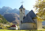 Skadar, Shkodër, Valbona Valley National Park, Theth National Park, Albania, Shala Valley, Albanian Alps, Shala River, Theth village, Radohima, Arapi, Poplluka,  Jezerca, Boga village, Blue Eye of Kaprre, Grunas Canyon of Theth, Grunasi waterfall, house of Lulash Boshi, Tower of Nikoll Koceku, Church of Theth, House of Lulash Boshi Skadar, Shkodër, Nacionalni park Valbona Valley, Nacionalni park Theth, Albanija, dolina Shala, Albanske Alpe, rijeka Shala, selo Theth, Radohima, Arapi, Poplluka,  Jezerca, selo Boga, Blue Eye of Kaprre, Grunas Canyon of Theth, vodopad Grunasi , kuća Lulasha Boshija, Kula Nikoll Koceku, Crkva Theth, Kuća Lulasha Boshija