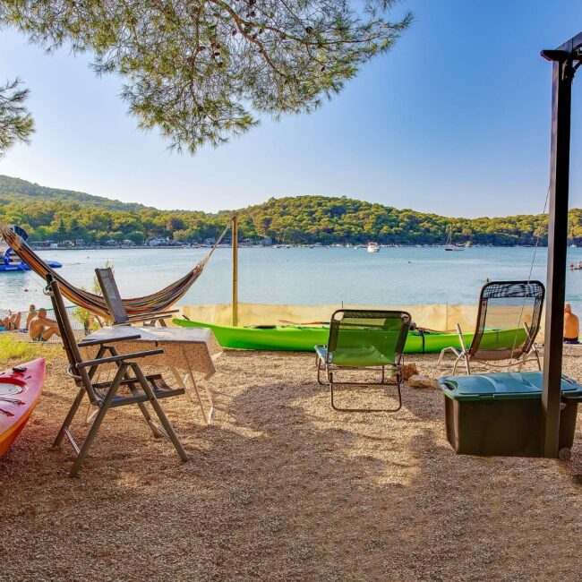 Jezera, Murter, island of Murter, camping Murter, bay of Lovisce, Jezera Lovisce camp, free camping, free camping in Croatia, free camping Croatia, Kornati National Park, St. Michael's Church Murter, St. Roch's Church Murter, Jezera, Murter, otok Murter, kamp Murter, uvala Lovišće, kamp Jezera Lovišće, besplatno kampiranje, besplatno kampiranje u Hrvatskoj, besplatno kampiranje Hrvatska, Nacionalni park Kornati, crkva sv. Mihovila Murter, crkva sv. Roka Murter,