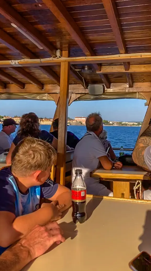 Istra, Funtana, Vrsar, Rovinj, Novigrad, Jadransko more, izleti brodom, Limski fjord, Pervino vinarija, brod Matek, izleti brodom Novigra, Dupin safari Novigrad, Istria, Funtana, Vrsar, Rovinj, Novigrad, Adriatic Sea, boat trips, Limski Fjord, Pervino winery, Matek boat, boat trips Novigra, Dolphin safari Novigrad