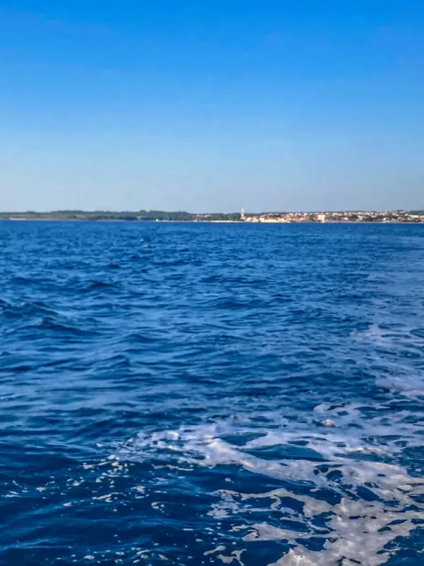 Istra, Funtana, Vrsar, Rovinj, Novigrad, Jadransko more, izleti brodom, Limski fjord, Pervino vinarija, brod Matek, izleti brodom Novigra, Dupin safari Novigrad, Istria, Funtana, Vrsar, Rovinj, Novigrad, Adriatic Sea, boat trips, Limski Fjord, Pervino winery, Matek boat, boat trips Novigra, Dolphin safari Novigrad