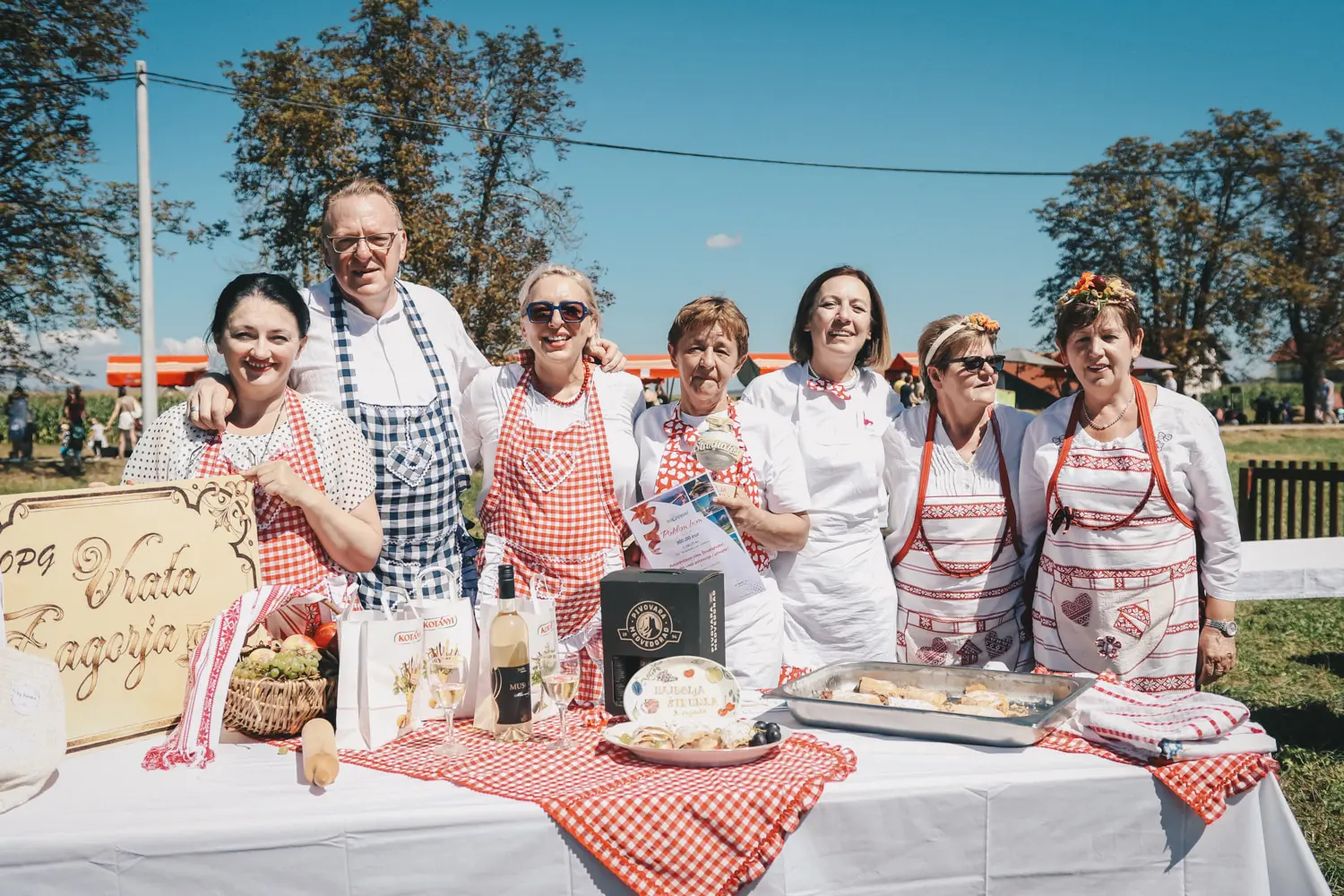 Jaškovo, longest strudel in the world, Karlovac, Štrudlafest, Strudel week, Strudel week in Karlovac County, Krešimir Sučević Međeral, Štrudla pub quiz, Luka Nižetić, Domagoj Jakopović Ribafish, Filip Rudan, events in Croatia, Croatia events today, Croatia events now Jaškovo, najduža štrudla na svijetu, Karlovac, Štrudlafest, Tjedan štrudle, Tjedan štrudle u Karlovačkoj županiji, Krešimir Sučević Međeral, Štrudla pub kviz, Luka Nižetić, Domagoj Jakopović Ribafish, Filip Rudan, događanja u Hrvatskoj, događanja u Hrvatskoj danas, događanja u Hrvatskoj danas, natjecanje u spravljanju štrudli, Tko to pravi najbolje štrudle u Hrvatskoj
