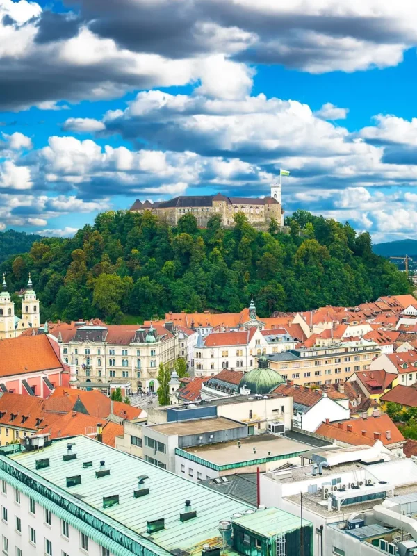 Ljubljana, Slovenia, Ljubljana Castle, promenade Šance,  Friderik souvenir shop, Strelec restaurant, Gostilna Na Gradu restaurant, Gostilna Na Gradu Ljubljana, Grajska kavarna, Grajska kavarna Ljubljana, Grajska kavarna Jezeršek Ljubljana, Slovenija, Ljubljanski dvorac, šetalište Šance,  suvenirnica Friderik, restoran Strelec, restoran Gostilna Na Gradu, Gostilna Na Gradu Ljubljana, Grajska kavarna, Grajska kavarna Ljubljana, Grajska kavarna Jezeršek, Ljubljanski grad