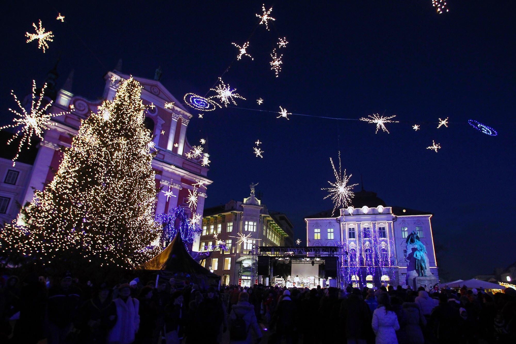 City squares, Ljubljana, Zagreb, Sarajevo, Podgorica, Tirana, Ljubljana square, Zagreb square, Sarajevo square, Podgorica square, Tirana square,Preseren Square, Prešeren Square, Ban Jelacic Square, Ban Jelačić Square, Bascarsija, Independence Square podgorica, Skanderbeg Square, Gradski trgovi, Ljubljana, Zagreb, Sarajevo, Podgorica, Tirana, Ljubljanski trg, Zagrebački trg, Sarajevski trg, Podgorički trg, Tiraninski trg, Prešernov trg, Prešernov trg, Trg bana Jelačića, Trg bana Jelačića, Baščaršija, Trg nezavisnosti Podgorica, Skanderbegov trg ,