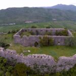 Crvena stijena trail, Magara cave, Psiho vodič, Velje Brdo, Crvena stijena, Podgorica, Marezi, Crvena stijena fortress, Turkish fortress, Crvena stijena Magara cave trail, hiking trails montenegro Staza Crvena stijena, pećina Magara, Psiho vodič, Velje Brdo, Crvena stijena, Podgorica, Marezi, tvrđava Crvena stijena, turska tvrđava, staza pećina Crvena stijena Magara, planinarske staze crna gora