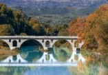 Albanija, Berat, Gorički most, rijeka Osum, Osmansko carstvo, grad tisuću prozora, osmanski mostovi, berat što vidjeti, albanija mostovi, most gorica albanija Albania, Berat, Gorica bridge, Osum river, Ottoman Empire, city of a thousand windows, Ottoman bridges, berat what to see, albania bridges, gorica bridge albania