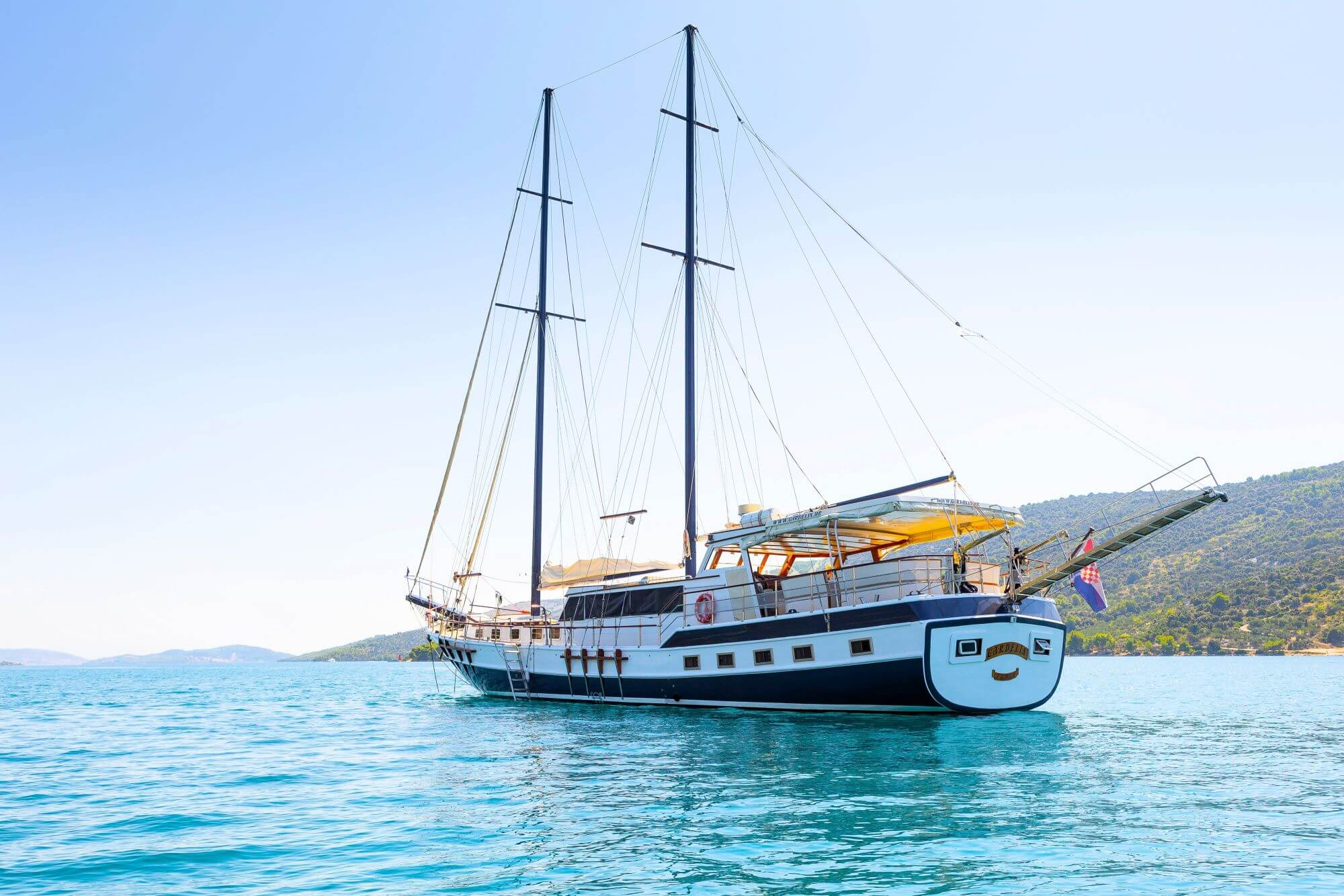 private vacation, cruise Croatia, cruise ship Croatia, yacht Gardelin, yachts Croatia, Gardelin, Trogir, Split, Dubrovnik, Zadar, seven-day cruise, seven-day cruise from Trogir, seven-day cruise from Split, seven-day cruise from Dubrovnik, seven-day cruise from zadar, Alen Grdović, luxury yacht croatia, luxury yachts croatia, cruise from Trogir, cruise from Split, cruise from Dubrovnik, yachts Trogir, yachts Split, yachts Dubrovnik, yachts Zadar, cruise from zadar, Gulet Gardelin, privatni odmor, krstarenje Hrvatskom, brod Hrvatska, jahta Gardelin, jahte Hrvatska, Gardelin, Trogir, Split, Dubrovnik, Zadar, sedmodnevno krstarenje, sedmodnevno krstarenje iz Trogira, sedmodnevno krstarenje iz Splita, sedmodnevno krstarenje iz Dubrovnik, sedmodnevno krstarenje iz zadra, Alen Grdović, luksuzna jahta hrvatska, luksuzne jahte hrvatska, krstarenje iz Trogira, krstarenje iz Splita, krstarenje iz Dubrovnika, jahte Trogir, jahte Split, jahte Dubrovnik, jahte Zadar, krstarenje iz zadra,