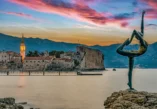 Budva, Ricardova Glava beach, Mogren Beach, bronze statue of a woman Budva, bronze statue Budva, Saint Nicholas Budva, Saint Nicholas Montenegro, Saint Nicholas island, Olga Kalivoda, Budva attractions, Dancer of Budva, Dancer Budva, Ballet dancer statue Budva, Dancer from Budva, Statue Ballerina in Budva, Budva ballerina statue, story behind the ballerina in Budva, The Gymnast Budva, The Gymnast Montenegro, Gymnast Budva, Gymnast statue Budva,  Budva, plaža Ričardova glava, plaža Mogren, bronzana statua žene Budva, bronzana statua Budva, Sveti Nikola Budva, Sveti Nikola Crna Gora, ostrvo Sveti Nikola, Olga Kalivoda, atrakcije Budva, Plesačica Budve, Plesačica Budva, Balerina Budva, Plesačica iz Budve, Statua Balerina u Budvi, Statua Budvanske balerine, priča iza balerine u Budvi, Gimnastičarka Budva, Gimnastičarka Crna Gora, Gimnastičarka Budva, Gimnastičarka statua Budva,brončan kip žene Budva, brončan kip žene crna gora, otok Sveti Nikola, balerina iz Budve, kip Balerine u Budvi, kip Budvanske balerine, priča iza balerine u Budvi,