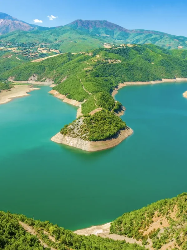 Drin River, Albania largest river, Fierza, Kukës, lakes Albania, beautiful lakes, Komani lake, Fierza lake, Shkodër, Kukes Albania, largest river in Albania, artificial lake Albania, power plant Albania, nature reservoir, Fierza lake reservoir, Fierza reservoir, Rijeka Drin, najveća rijeka u Albaniji, Fierza, Kukës, jezera Albanija, prekrasna jezera, jezero Komani, jezero Fierza, Shkodër, Kukes Albanija, najveća rijeka u Albaniji, umjetno jezero Albanija, elektrana Albanija, prirodni rezervoar, rezervoar jezera Fierza, rezervoar Fierza, drim,