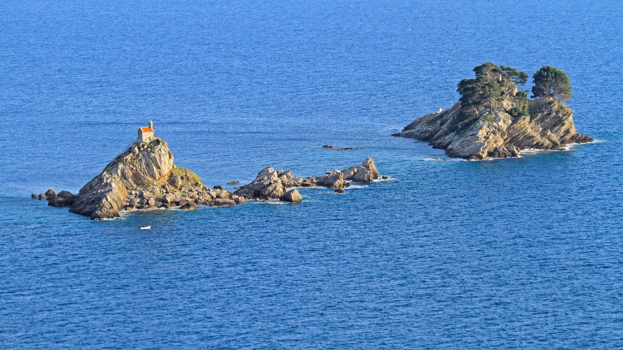 Montenegro, Montenegro islands, Montenegrin coast,Katič, Katič islet, Katič Island, Sveta Neđelja, Sveta Neđelja islet, Sveta Neđelja island, Petrovac, lighthouse, Petrovac lighthouse, Katic lighthouse, Katic nature park, Sveta Neđelja church, sveta nedelja montenegro, sveta nedjelja montenegro, st nedjelja church, Katič and Sveta Neđelja Islets, Sveta Nedjelja Island, Crna Gora, crnogorski otoci, crnogorsko primorje,Katič, otočić Katič, otok Katič, Sveta Neđelja, otočić Sveta Neđelja, otok Sveta Neđelja, Petrovac, svjetionik, svjetionik Petrovac, svjetionik Katić, park prirode Katić, crkva Sveta Neđelja, sveta nedelja montenegro, sveta nedjelja montenegro, crkva sv. nedjelje, otočići Katič i Sveta Neđelja, otok Sveta Nedjelja,