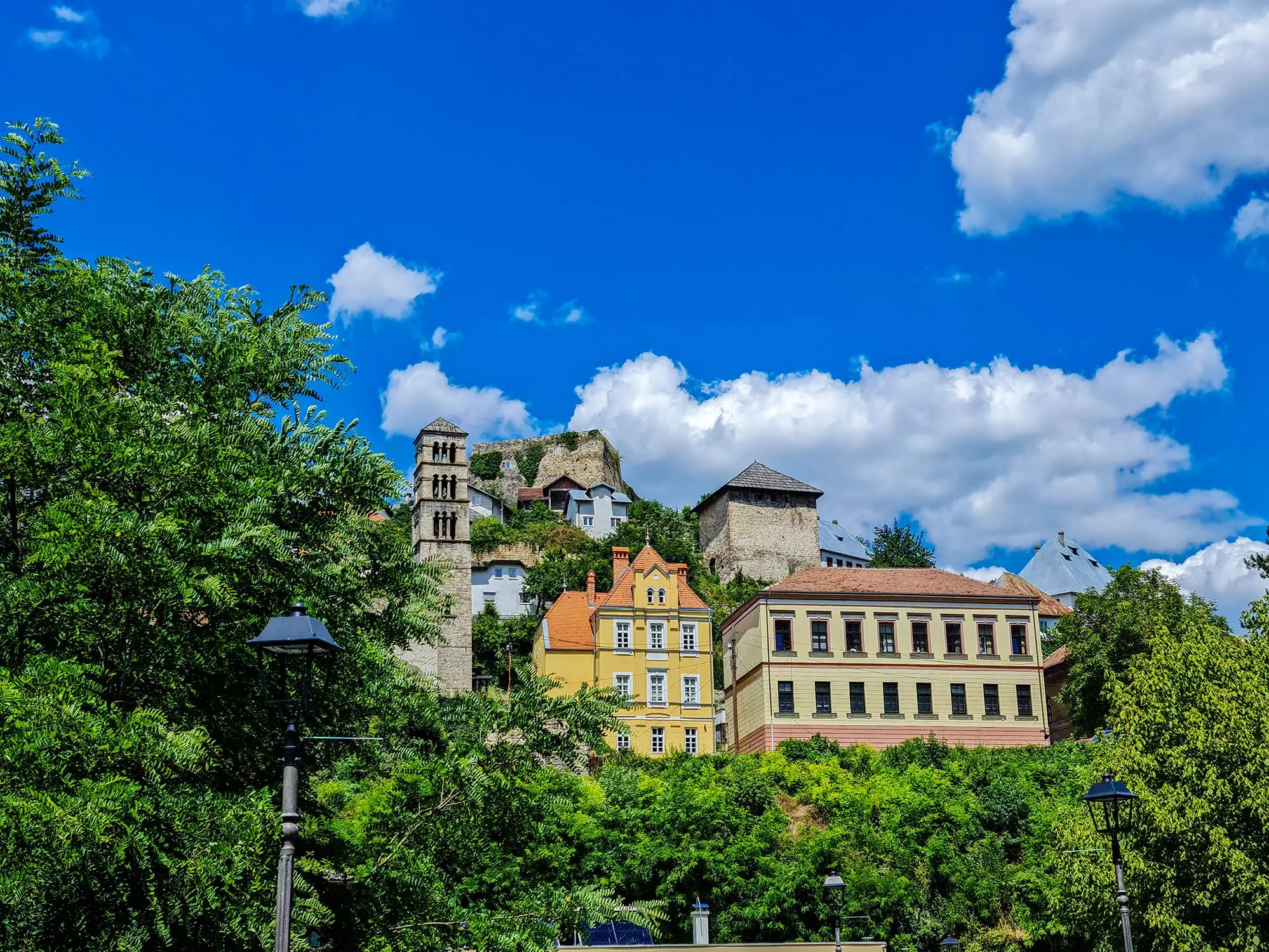 Jajce Fortress, Jajce, Jajce attractions, Pliva river, Pliva lakes, Pliva waterfall, Pliva watermills, Jajce watermills, Mlincici Jajce, Medvjed tower, Medvjed kula, Stjepan Tomašević, Hrvoje Vukčić Hrvatinić, Ottoman Empire, Church of St. Mary with the tower of St. Luke, Mosque of Suleiman II, fortress in Jajce, Jajce fortress ticket price, Jajce fortress opening time, Tvrđava Jajce, Jajce, zanimljivosti Jajca, rijeka Pliva, Plivska jezera, Vodopad Plive, Plivske vodenice, Jajačke vodenice, Mlinčići Jajce, Medvjed kula, Medvjed kula, Stjepan Tomašević, Hrvoje Vukčić Hrvatinić, Osmansko Carstvo, Crkva sv. Marije s tornjem Luke, Džamija Sulejmana II, tvrđava u Jajcu, cijena ulaznice za tvrđavu Jajce, radno vrijeme tvrđave Jajce,