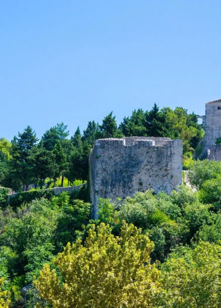 Vidovo polje, spomenik Bosne i Hercegovine, Stjepan Vukčić Kosača,  Vidovo polje, monument of Bosnia and Herzegovina, Stjepan Vukčić Kosača, Bosnia and Herzegovina, Stolac, Vidoški, Old town Stolac, Stolac fortress, Herzegovina, things to see in Herzegovina,