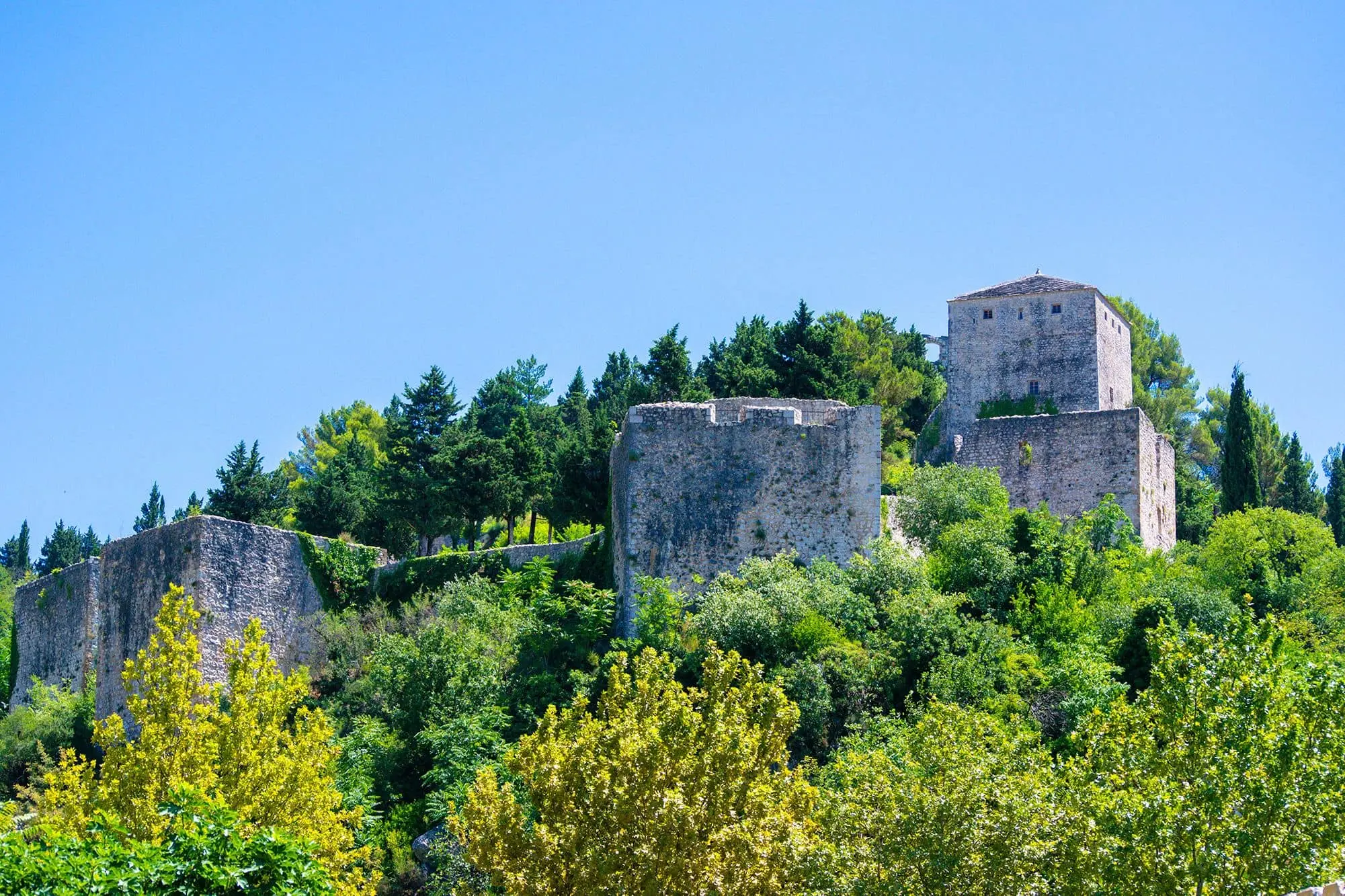 Vidovo polje, spomenik Bosne i Hercegovine, Stjepan Vukčić Kosača,  Vidovo polje, monument of Bosnia and Herzegovina, Stjepan Vukčić Kosača, Bosnia and Herzegovina, Stolac, Vidoški, Old town Stolac, Stolac fortress, Herzegovina, things to see in Herzegovina,