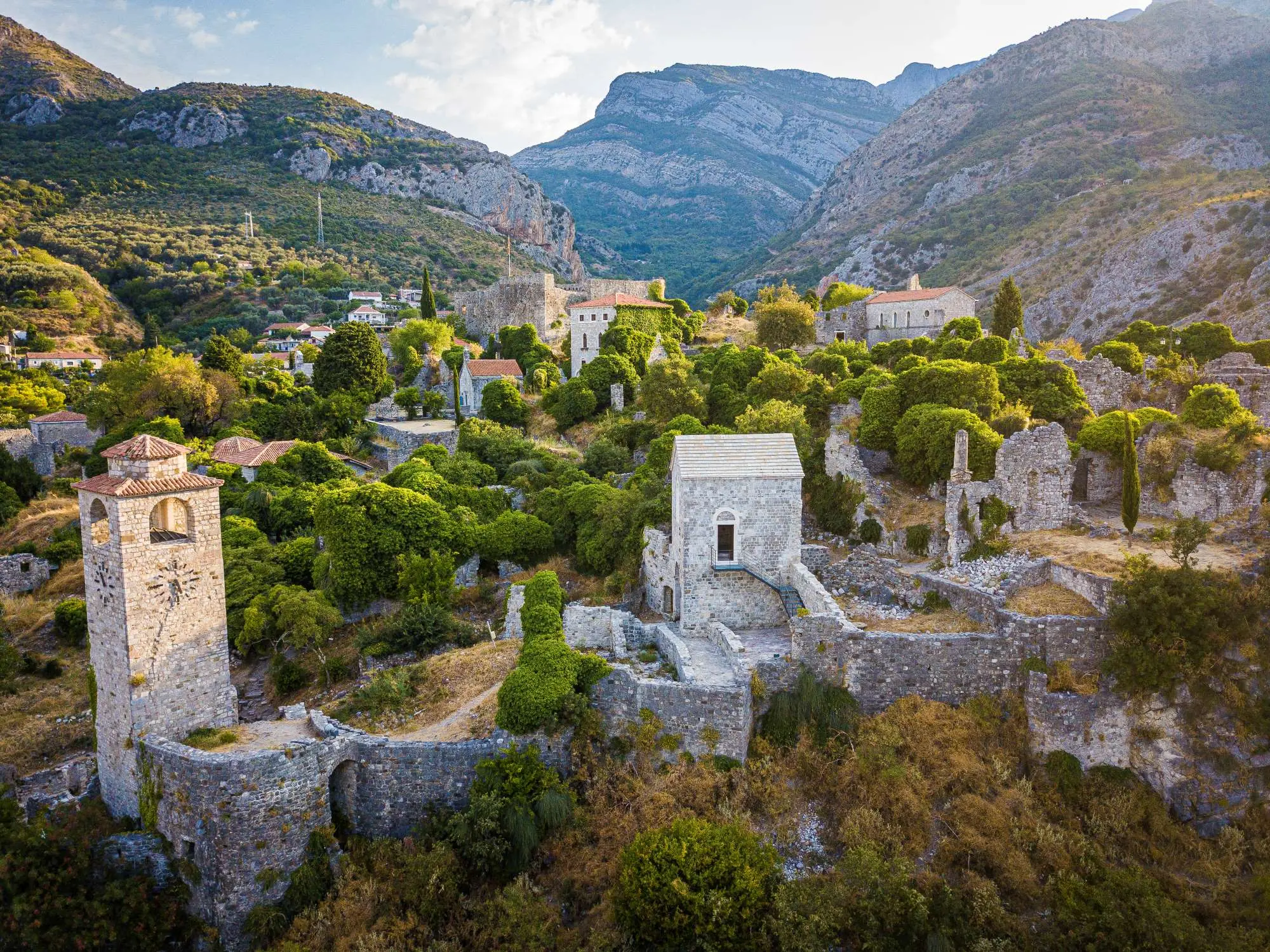 Stari grad Bar, Antibareos, Bar maslina, najstarija maslina u Crnoj gori, najstarija maslina u Europi, općina Bar, općina Bar povijest, Tvrđava stari grad Bar,stari grad bar wikipedia, stari bar, Tvrđava Stari Bar, tvrđava stari bar stari bar fotografije, stari dvorac bar, Bar Stari grad Crna Gora, Barski akvadukt, The old town of Bar, Antibareos, Bar olive tree, the oldest olive tree in Montenegro, the oldest olive tree in Europe, the municipality of Bar, the municipality of Bar history, the fortress of the old town of Bar, the old town of bar wikipedia, the old bar, the fortress of Stari Bar, the fortress of the old bar, the old bar photos , old castle bar, Bar Stari grad Montenegro, Bar aqueduct, fortress old bar stari bar photos, old castle bar, Bar Old Town Montenegro, Bar Aqueduct