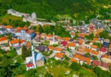 Nekropola žrtvama fašizma Smrike, Zavičajni muzej Travnik, lokomotiva Ćiro, Lašvanska dolina, rijeka Lašva, Stari grad Travnik, Tvrđava Stari grad Travnik, Travnička tvrđava, Plava voda, Plava voda Travnik, Šarena džamija, Šarena džamija Travnik,  džamija Sulejmanija, rodna kuća Ive Andrića, muzej Ive Andrića, što posjeti u Travniku, što vidjeti u Travniku, Travnik wikipedija,  Ornamented Mosque, Colorful Mosque, Ornamented Mosque Travnik, Colorful Mosque Travnik, Native Museum Travnik,  Necropolis for the Victims of Fascism, Monument on Smrika, Smrika Necropolis for the Victims of Fascism, Smrika Necropolis of the Victims of Fascism, Travnik Local Museum, Ćiro Locomotive, Lašvanska Dolina, Lašva River, Travnik Old Town, Travnik Old Town Fortress, Travnik Fortress, Blue Water, Blue Water Travnik, Colorful Mosque, Colorful Mosque Travnik, Sulejmanija Mosque, Iva's Birthplace Andrić, Ivo Andrić museum, what to visit in Travnik, what to see in Travnik, Travnik wikipedia,