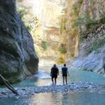 Albanija, Albanija kanjoni, kanjon rijeke Lengarice, kanjon Lengarice, rijeka Lengarica, Lumi Lengarica, Gramoz, Permet, Petran, Nacionalni park Fir Hotova, terme Benje, terme albanija, najpoznatije terme u albaniji, most Kadiut,  Albania, Albania canyons, Lengarica river canyon, Lengarica canyon, Lengarica river, Lumi Lengarica, Gramoz, Permet, Petran, Fir Hotova National Park, Benje thermal baths, Albanian thermal baths, the most famous thermal baths in Albania, Kadiut bridge,
