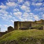 Nacionalni arheološki muzej Melfi, dvorac Melfi, Melfi, Melfi Italija, Hohenstaufen dinastija, Anjou dinastija, Acciaioli, Marzano, Caracciolo, dinastija Doria,  dolina Ofanto, Vulture, planina Vulture, Basilicata, Melfi što vidjeti, Mefli što raditi, Melfi što posjetiti, Normani, povijest dvorca melfi, činjenice o dvorcu melfi, dvorac melfi italija, cijena dvorca melfi, Melfi National Archaeological Museum, Melfi Castle, Melfi, Melfi Italy, Hohenstaufen Dynasty, Anjou Dynasty, Acciaioli, Marzano, Caracciolo, Doria Dynasty, Ofanto Valley, Vulture, Mount Vulture, Basilicata, Melfi What To See, Mefli What To Do, Melfi What To Visit, Normans, melfi castle history, melfi castle facts, melfi castle italy, melfi castle price