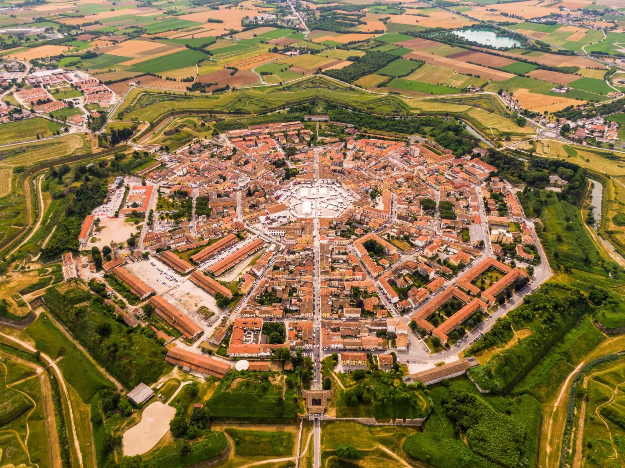 Palmanova, Friuli-Venezia Giulia, Scamozzi, Savorgnan, Piazza Grande, Palmanova Piazza Grande, Palmanova history, Palmanova facts, Cathedral of Palmanova, Porta Udine, Porta Aquileia, Porta Cividale, Palmanova wikipedia, Palmanova reviews, Palmanova shopping, Palmanova map, Palmanova, Friuli-Venezia Giulia, Scamozzi, Savorgnan, Piazza Grande, Palmanova Piazza Grande, povijest Palmanove, činjenice o Palmanovi, Katedrala u Palmanovi, Porta Udine, Porta Aquileia, Porta Cividale, Palmanova wikipedia, Palmanova recenzije, Palmanova shopping, Palmanova karta,