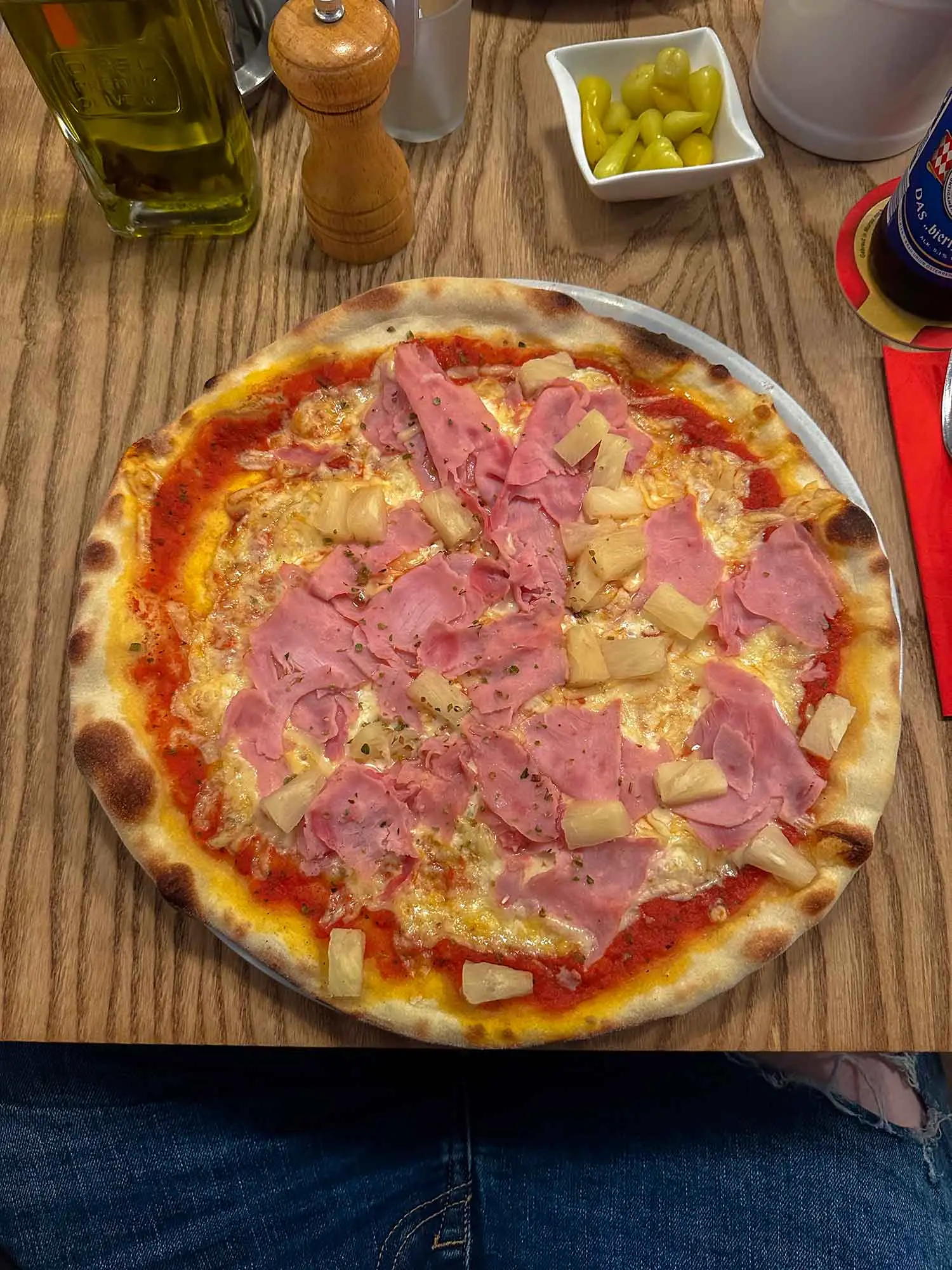 Graz, Austrija, Graz Austrija, što vidjeti u Grazu, Graz u dva dana, plan putovanja Graz, tvornica čokolade Zotter, Zotter zoo, groblje čokolade,  Kurvenwirt Krisper&Zieger, restorani Graz, apartmani graz, gdje odsjesti u grazu, Schlossberg, Schlossberg park, Rathaus, Rathaus Graz, Graz, Austria, Graz Austria, what to see in Graz, Graz in two days, travel plan Graz, Zotter chocolate factory, Zotter zoo, chocolate cemetery,  Kurvenwirt Krisper&Zieger, restaurants Graz, apartments graz, where to stay in graz, Schlossberg, Schlossberg park, Rathaus, Rathaus Graz, 