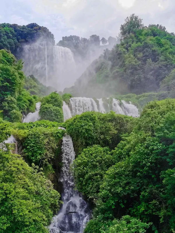 slapovi Marmore, slapovi Marmore ulaznice, slapovi Marmore Terni, Marmore Terni, Marmore, Terni, vodopad Marmore,  Cascata delle Marmore vodopad, Cascata delle Marmore slapovi, Marmore slapovi, Dolina Rieti, rijeka Velina, rijeka Nera, umjetni vodopad, najviši vodopad u Europi, vodopad Italija, najviši vodopad u italiji, najviši umjetni vodopad, Andrea Vici, Papa Pio VI,  Marmore waterfalls, Marmore waterfalls tickets, Marmore waterfalls Terni, Marmore Terni, Marmore, Terni, Marmore waterfall,  Cascata delle Marmore waterfall, Cascata delle Marmore waterfalls, Marmore waterfalls, Rieti Valley, Velina river, Nera river, artificial waterfall, highest waterfall in Europe , waterfall Italy, highest waterfall in Italy, highest artificial waterfall, Andrea Vici, Pope Pius VI, Marmore falls, Velino river