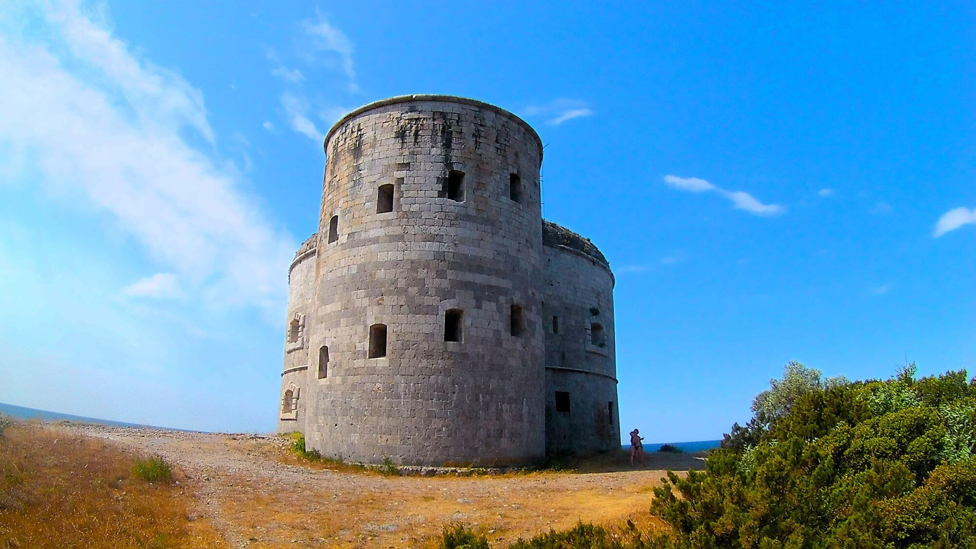 Arza fortress, Luštica peninsula, Luštica, Arza cape, Montenegro, Bay of Kotor, Adriatic Sea, Mamula, Prevlaka, Mamula fortress, Prevlaka fortress, Arza fortress history, Arza fortress wikipedia, Arza fortress facts, Tvrđava Arza, poluotok Luštica, Luštica, rt Arza, Crna Gora, Boka Kotorska, Jadransko more, Mamula, Prevlaka, tvrđava Mamula, tvrđava Prevlaka, povijest tvrđave Arza, wikipedia tvrđave Arza, činjenice o tvrđavi Arza,