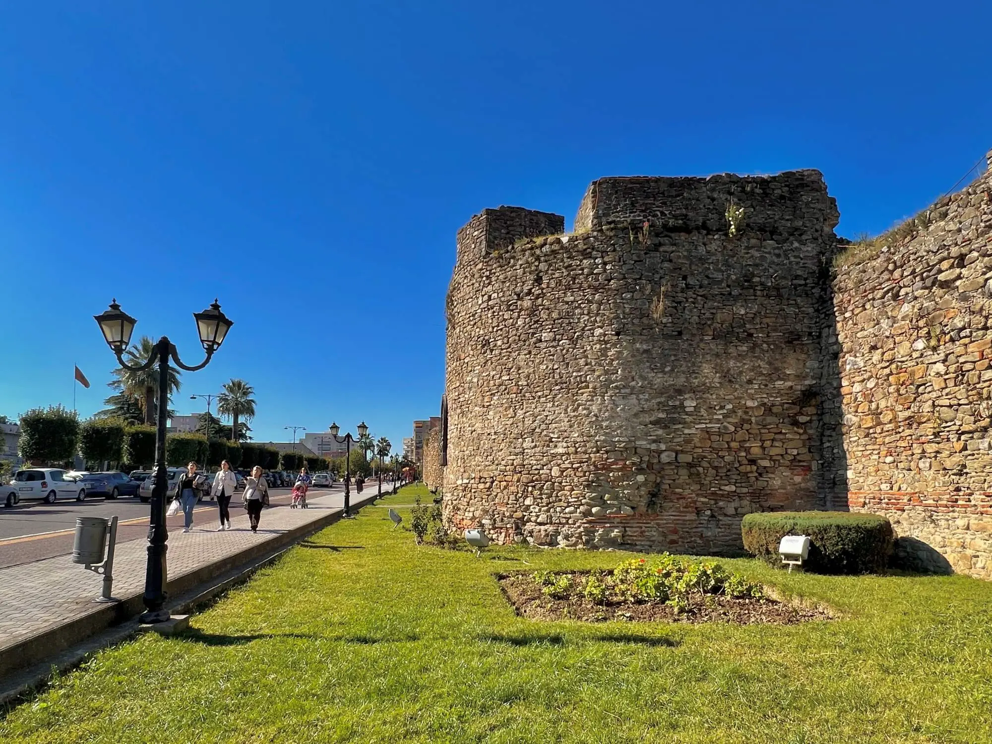 Elbasan, dvorac Elbasan, Elbasan što vidjeti, dvorac Elbasan povijest, dvorac Elbasan kafići, dvorac Elbasan restorani, dvorac Elbasan wikipedia, Via Egnatia, sultan Mehmeda II, Osmansko carstvo, Skenderbeg, car Justinijan, elbasan albanija, Elbasan, Elbasan Castle, Elbasan what to see, Elbasan Castle history, Elbasan Castle cafes, Elbasan Castle restaurants, Elbasan Castle wikipedia, Via Egnatia, Sultan Mehmed II, Ottoman Empire, Skenderbeg, Emperor Justinian, Elbasan Albania