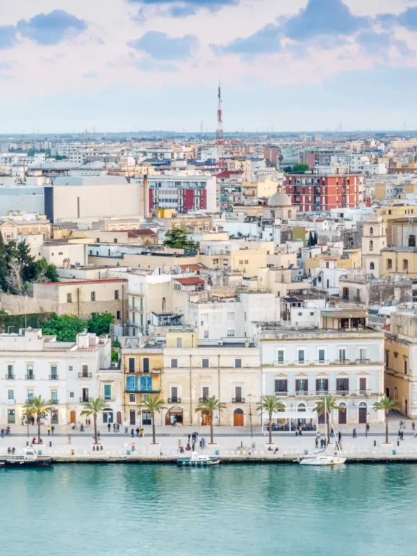 Brindisi, zašto posjetiti Brindisi, Brindisi letovi,Via Appia, Brindisi Italija, znamenitosi Brindisi, što vidjeti u Brindisi,Rimljanski stupovi brindisi, Castello Alfonsino, Utvrda Alfonsino,  Utvrda Alfonsino Brindisi, Prirodni rezervat Torre Guaceto, rezervat Torre Guaceto, plaže Torre Guaceto, Torre Guaceto Brindisi, katedrala Brindisi, katedrala Svetog Ivana Krstitelja, katedrala Svetog Ivana Krstitelja Brindisi, Arheološki muzej Francesco Ribezzo, Arheološki muzej Francesco Ribezzo Brindisi, Arheološki muzej Brindisi, muzej Brindisi, Crkva Santa Maria del Casale, Klaustar svetog Benedeta, Porto di Brindisi, Dvorac brindisi, Swabian Brindisi, Ostuni, plaže Brindisi,  Brindisi, why visit Brindisi, Brindisi flights, Via Appia, Brindisi Italy, famous Brindisi, what to see in Brindisi, Roman columns brindisi, Castello Alfonsino, Fort Alfonsino,  Fort Alfonsino Brindisi, Torre Guaceto Nature Reserve, Torre Guaceto Reserve, Torre Guaceto Beaches, Torre Guaceto Brindisi, Cathedral of Brindisi, Cathedral of Saint John the Baptist, Cathedral of Saint John the Baptist Brindisi, Archaeological Museum of Francesco Ribezzo, Archaeological Museum of Francesco Ribezzo Brindisi, Archaeological Museum of Brindisi, Museum of Brindisi, Church of Santa Maria del Casale, Cloister of Saint Benedict, Porto di Brindisi, Brindisi castle, Swabian Brindisi, Ostuni, Brindisi beaches,