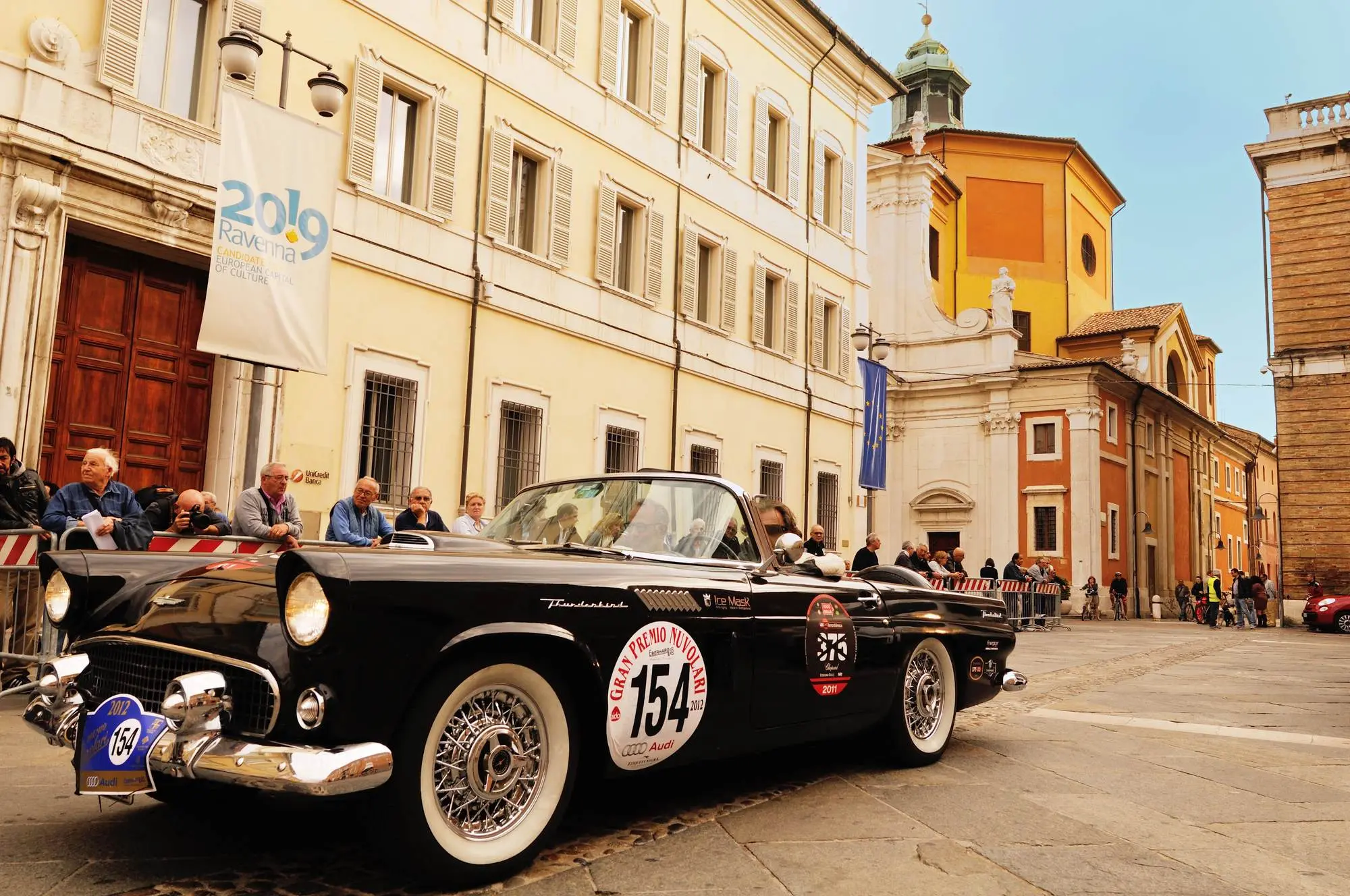 Emilia-Romagna, Ravenna, Jadransko more, Zapadno Rimsko Carstvo, Ostrogotsko kraljevstvo, Bizantski egzarhat, Bazilika San Vitale, Mauzolej Gale Placidije, Bazilika Sant'Apollinare Nuovo, Danteova grobnica, grobnica Dantea Aligheria,Dante Aligheri, Danteov muzej, Ravenna maraton, Piadina, Emilia-Romagna, Ravenna, Adriatic Sea, Western Roman Empire, Ostrogothic Kingdom, Byzantine Exarchate, Basilica of San Vitale, Mausoleum of Galla Placidia, Basilica of Sant'Apollinare Nuovo, Dante's Tomb, Dante Aligheri's Tomb, Dante Aligheri, Dante Museum, Ravenna Marathon, Piadina ,