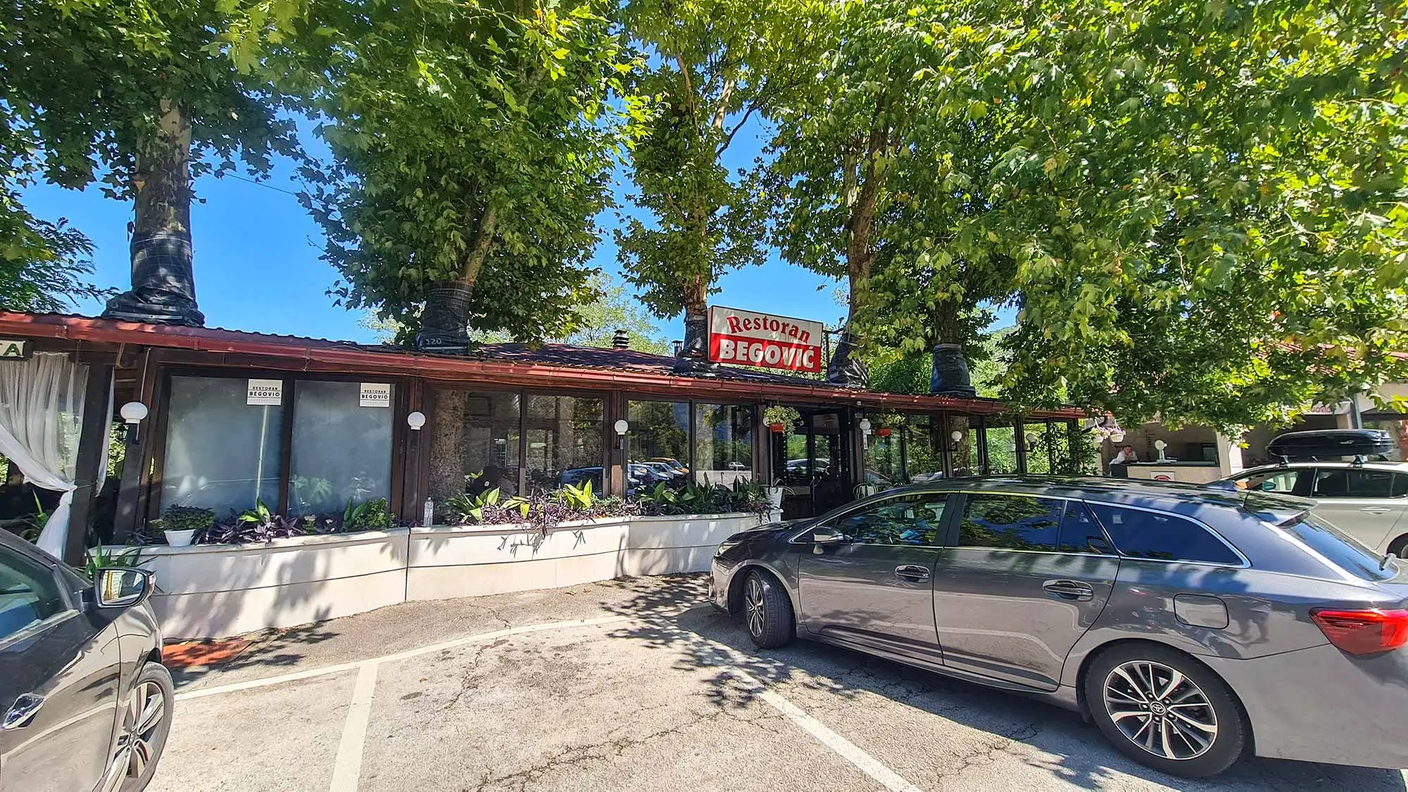 Jablanica, Neretva, Vrbas, janjetina, Restoran Begović, Restoran Begović recenzija, restorani Jablanica, Jablanica janjetina, janjetina Bosna i Hercegovina, jagnjetina Bosna i Hercegovina, Jablanica jagnjetina, Restiran Begović jagnjetina, Zdrava voda Jablanica, restorani jagnjetina Jablanica, restoran begović jablanica, Restoran begović jablanica meni, Restoran begović jablanica fotografije, Restoran begović jablanica recenzije, Jablanica, Neretva, Vrbas, lamb, Restaurant Begović, Restaurant Begović review, restaurants Jablanica, Jablanica lamb, lamb Bosnia and Herzegovina, lamb Bosnia and Herzegovina, Jablanica lamb, Restaurant Begović lamb, Zdrava voda Jablanica, restaurants lamb Jablanica, restaurant begović jablanica, Restaurant Begović Jablanica menu, Restaurant Begović Jablanica photos, Restaurant Begović Jablanica reviews,