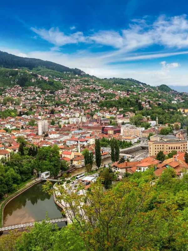 Sarajevo, skriveni dragulji Sarajevo, turističke atrakcije Sarajevo, Žuta tabija, Bijela tabija, Vrelo Bosne, Muzej ratnog djetinjstva, Židovsko groblje Sarajevo, Židovsko groblje, Đerzelezova kuća, Kozija ćuprija, Kozija ćuprija Sarajevo, Miljacka, Čolina kapa, Kazandžiluk, Bistrička željeznička stanica, Tunel Spasa, Sarajevo atrakcije, Čolina kapa, Bistrik kula,  Sarajevo, hidden gems Sarajevo, tourist attractions Sarajevo, Yellow Tabija, White Tabija, Vrelo Bosne, Museum of War Childhood, Jewish Cemetery Sarajevo, Jewish Cemetery, Đerzelez's house, Kozija ćuprija, Kozija ćuprija Sarajevo, Miljacka, Čolina kapa, Kazandžiluk, Bistrik railway station , Tunnel of Salvation, Tunnel of Salvation Sarajevo, Sarajevo attractions, Čolina capa, Bistrik tower,