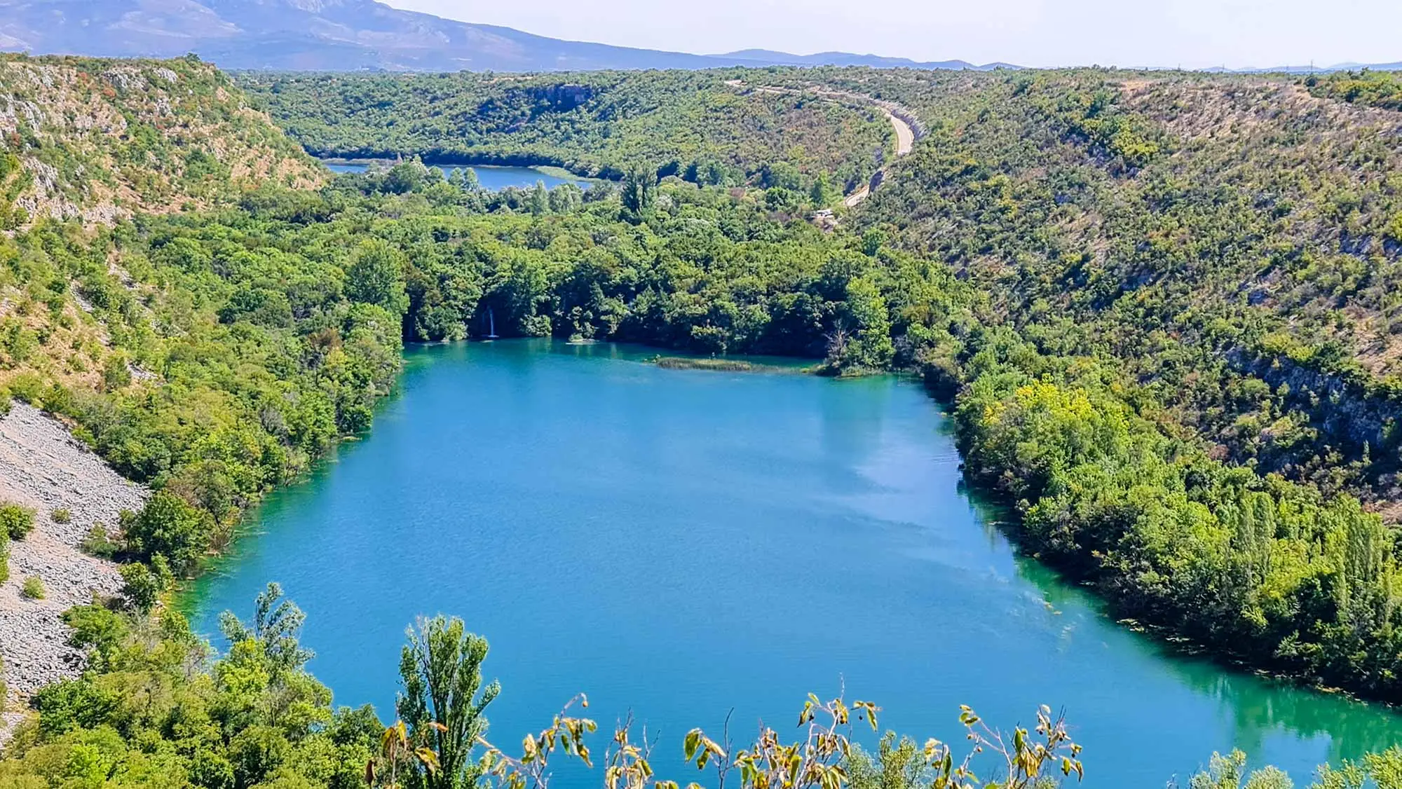 Hrvatska, Nacionalni parkovi Hrvatske, Rijeka Krka, Nacionalni park Krka, Brljansko jezero, Slap Brljan, Ćorića jezera, Bjelobera, Skradin, Burnuma, Vojni logor Burnuma, Slap Brljan na Krki, Brljansko jezero, Burnum amfiteatar, Manojlovački slapovi, Croatia, National Parks of Croatia, Krka River, Krka National Park, Brljan Lake, Brljan Waterfall, Ćorića Jezera, Bjelobera, Skradin, Burnuma, Burnuma Military Camp, Brljan Waterfall on Krka, Brljan Lake, Burnum Amphitheatre, Manojlovački Falls