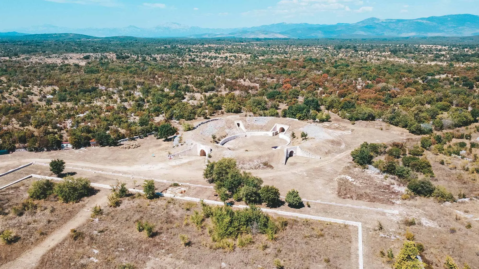 Burnum, Nacionalni park Krka, Burnum amfiteatar, Burnum lukovi, Burnum wikipedija, Burnum NP Krka, Burnum arheološko nalazište, Eko kampus Krka Puljane, Manojlovački slapovi, Ivoševci,  Burnum, Krka National Park, Burnum amphitheater, Burnum arches, Burnum wikipedia, Burnum NP Krka, Burnum archaeological site, Eco campus Krka Puljane, Manojlovački waterfalls, Ivoševci,