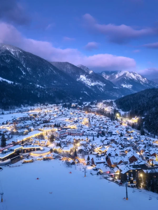 Kranjska Gora, Slovenija, Jezero Zelenci, jezero Jasna, jezero Kreda, najviši slap u Sloveniji, Martuljški slap, Slap Peričnik, jezero kranjska gora, kranjska gora zimi, kranjska gora zima 2024, kranjska gora zima 2025, kranjska gora skijanje,  Kranjska Gora, Slovenia, Zelenci Lake, Jasna Lake, Kreda Lake, the highest waterfall in Slovenia, Martuljska Slap, Peričnik Waterfall, Kranjska Gora Lake, Kranjska Gora in winter, Kranjska Gora Winter 2024, Kranjska Gora Winter 2025, Kranjska Gora Skiing,