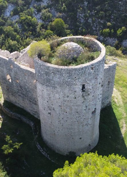 Ravni kotari, Benkovac, Kličevica fort, Kličevica River, Kurjaković family, Ladislav Napuljski, Ravni kotari, Benkovac, utvrda Kličevica, Rijeka Kličevica, obitelj Kurjaković, Ladislav Napuljski,