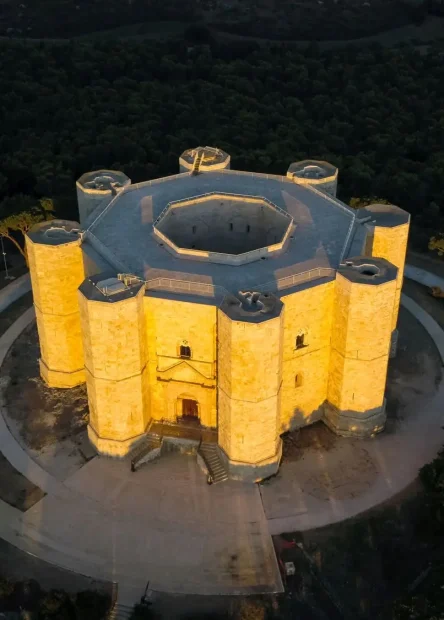 Castel del Monte, Italija, Apulija, Andria, Bari, UNESCO, dvorac Monte, Karta Castel del Monte, castel del monte wikipedia, Castel del Monte povijest, Castel del Monte misterij, Zašto je Castel del Monte važan, Castel del Monte, Italy, Apulia, Andria, Bari, UNESCO, Monte Castle, Castel del Monte Map, castel del monte wikipedia, Castel del Monte history, Castel del Monte mystery, Why Castel del Monte is important,