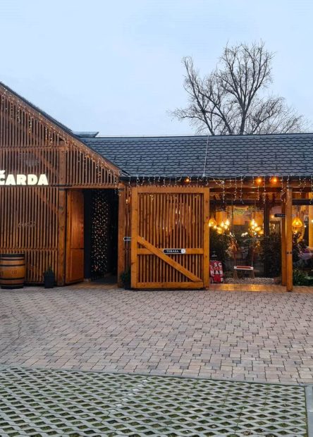 Osijek, Čingi Lingi Čardi, Čingi Lingi Čardi restaurant, Bilje, Kopačevo, Kopačevo restaurants, Kopački rit, Kopački rit restaurants, Baranja traditional restaurant, Biljsko lake, Bilje lake, Čingi lingi Čarda menu, Čingi lingi Čarda review, Čingi lingi Čarda restaurant, Čarda near Baranjec, Čarda Bilje, restaurant Čarda Bilje, restaurant Bilje, traditional croatia cousine, restaurant with traditional croatian cousine, Osijek, Čingi Lingi Čardi, Čingi Lingi Čardi restoran, Bilje, Kopačevo, Kopačevo restorani, Kopački rit, Kopački rit restorani, Baranjski tradicionalni restoran, Biljsko jezero, Biljsko jezero, Čingi lingi Čarda meni, Čingi lingi Čarda revija, Čingi lingi Čarda restoran, Čarda kod Baranjeca, Čarda Bilje, restoran Čarda Bilje, restoran Bilje, tradicionalna hrvatska kuhinja, restoran s tradicionalnom hrvatskom kuhinjom,
