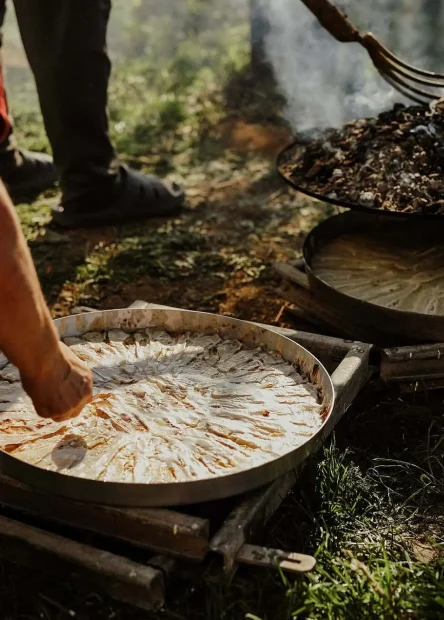 Albanska kuhinja Theth, Flija, Fli, Flija recept, flija taste atlas, albanska jela, recept za fliju, okusi albanije, od čega se pravi flija, albanska palačinka, flija albanija, flija hrana, flija šiptare, albanska flija, Albanian cuisine Theth, Flija, Fli, Flija recipe, Flija taste atlas, Albanian dishes, recipe for Flija, tastes of Albania, what makes Flija, Albanian pancake, Flija Albania, Flija food, Flija Shiptare, Albanian Flija,