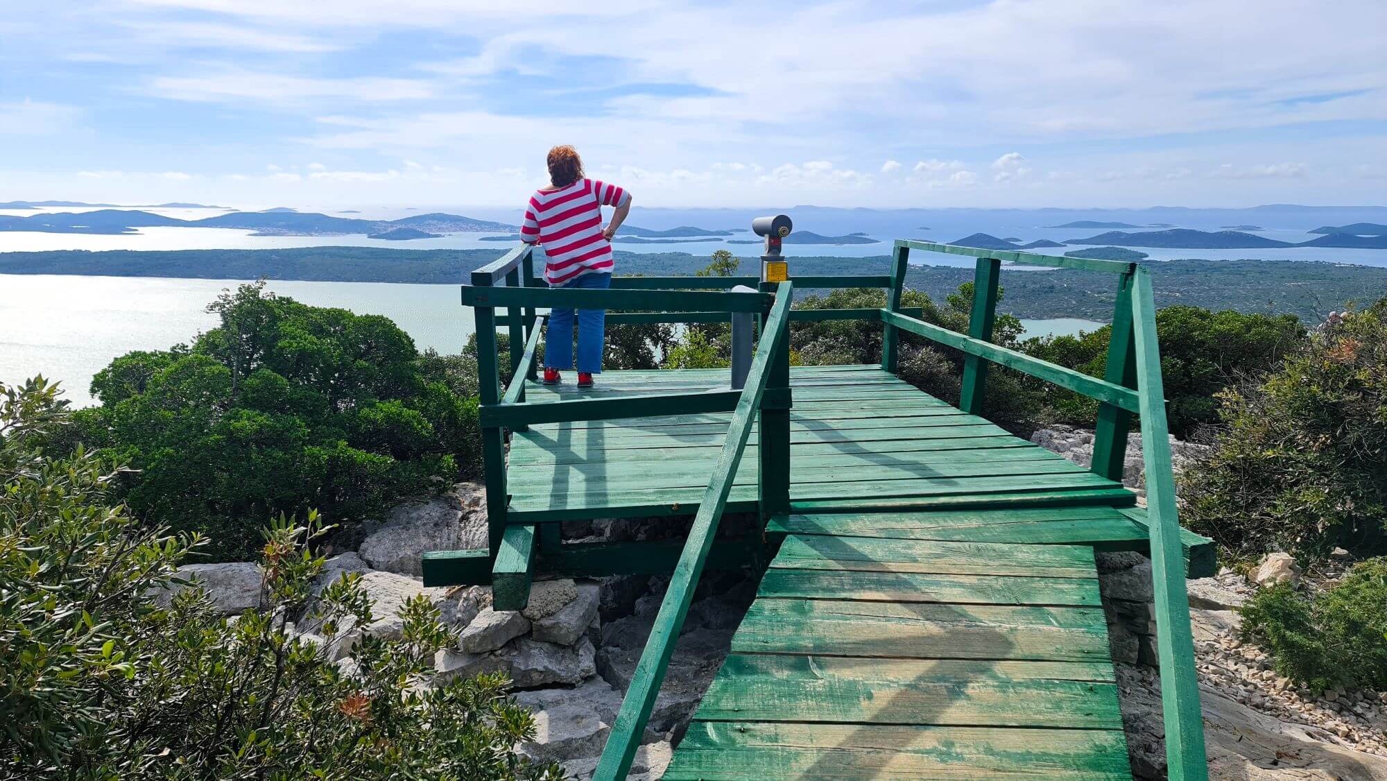 Kamenjak, Kamenjak viewpoint, Vransko lake viewpoint, Vrana Lake Nature Park, Štandarac peak, largest natural lake in Croatia, largest lake in Croatia, Kamenjak tavern, Kamenjak, vidikovac Kamenjak, vidikovac Vransko jezero, Park prirode Vransko jezero, vrh Štandarac, najveće prirodno jezero u Hrvatskoj, najveće jezero u Hrvatskoj, konoba Kamenjak,