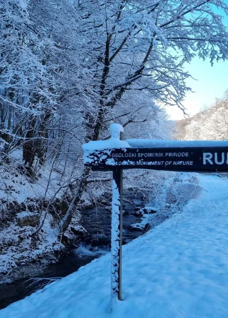 Voćin, Rupnica, geološki spomenik, geološki spomenik prirode, Rupnica Voćin, Rupnica Papuk, Park Prirode Papuk, Papuk što vidjeti, Papuk što raditi, Zvečevo, Novo Zvečevo, spomenik prirode Rupnica, Hrvatska, prolaz divova, Rupnica wikipedia, Rupnica Papuk wikipedia, Voćin, Rupnica, geological monument, geological monument of nature, Rupnica Voćin, Rupnica Papuk, Papuk Nature Park, Papuk what to see, Papuk what to do, Zvečevo, Novo Zvečevo, nature monument Rupnica, Croatia, passage of giants, Rupnica wikipedia, Rupnica Papuk wikipedia,