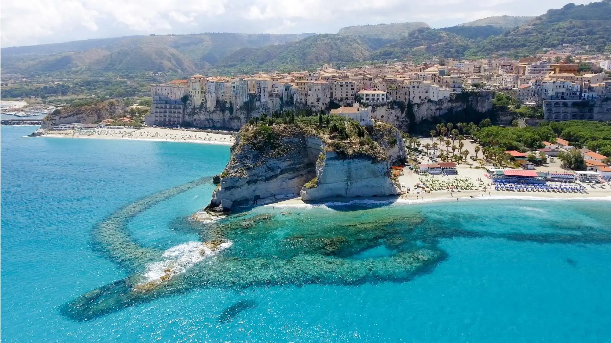 Italija, Tropea, Kalabrij, najljepše selo u Italiji, Tirensko more, Tropea aktrakcije, Tropea što vidjeti, Tropea što posjetiti, Santa Maria dell’Isola, Plaža Tropea, Spiaggia di Tropea, plaže Tropea, Italy, Tropea, Calabria, the most beautiful village in Italy, Tyrrhenian Sea, Tropea attractions, Tropea what to see, Tropea what to visit, Santa Maria dell'Isola, Tropea Beach, Spiaggia di Tropea, Tropea beaches,