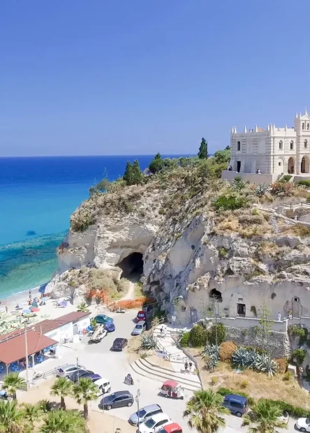 Italija, Tropea, Kalabrij, najljepše selo u Italiji, Tirensko more, Tropea aktrakcije, Tropea što vidjeti, Tropea što posjetiti, Santa Maria dell’Isola, Plaža Tropea, Spiaggia di Tropea, plaže Tropea,  Italy, Tropea, Calabria, the most beautiful village in Italy, Tyrrhenian Sea, Tropea attractions, Tropea what to see, Tropea what to visit, Santa Maria dell'Isola, Tropea Beach, Spiaggia di Tropea, Tropea beaches,