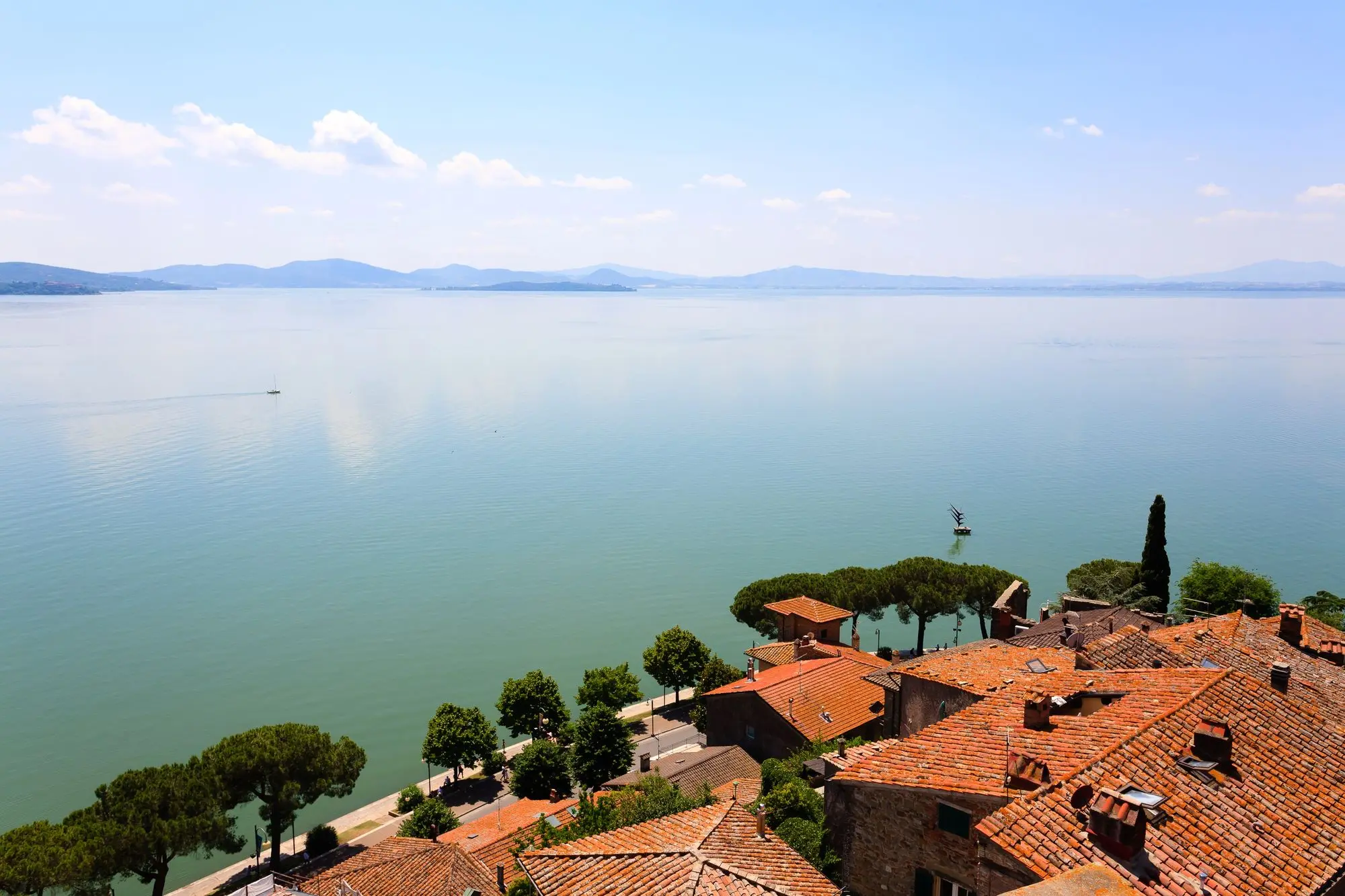 Castiglione del Lago, tvrđava Rocca del Leone, Passignano sul Trasimeno, La Rocca, tvrđava La Rocca, Panicale, Italija, Umbrija, jezero Trasimeno, Trasimeno, najveće jezero u italiji, Bitka kod Trasimenskog jezera, Tuoro sul Trasimeno, otok Maggiore, otok Polvese, otok Minore, Castiglione del Lago, Rocca del Leone fortress, Passignano sul Trasimeno, La Rocca, La Rocca fortress, Panicale, Italy, Umbria, Lake Trasimeno, Trasimeno, the largest lake in Italy, Battle of Lake Trasimeno, Tuoro sul Trasimeno, Isola Maggiore, Isola Polvese , Isola Minore,